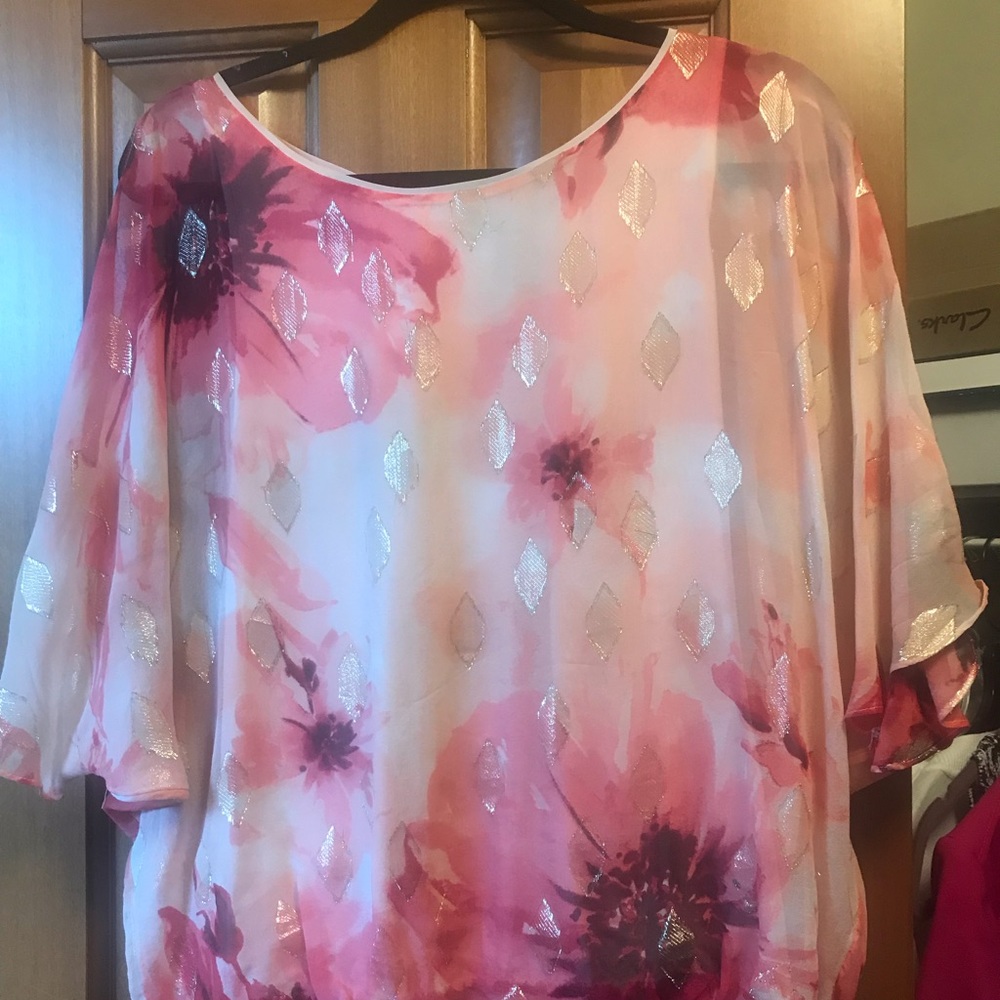 White House Black Market Blouse